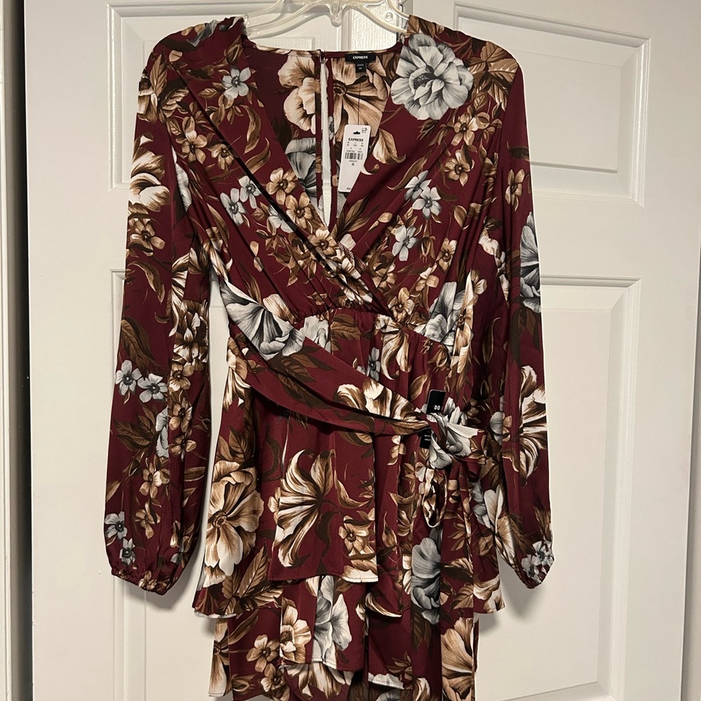 New with tags! Express Burgundy Floral Long Sleeve Dress